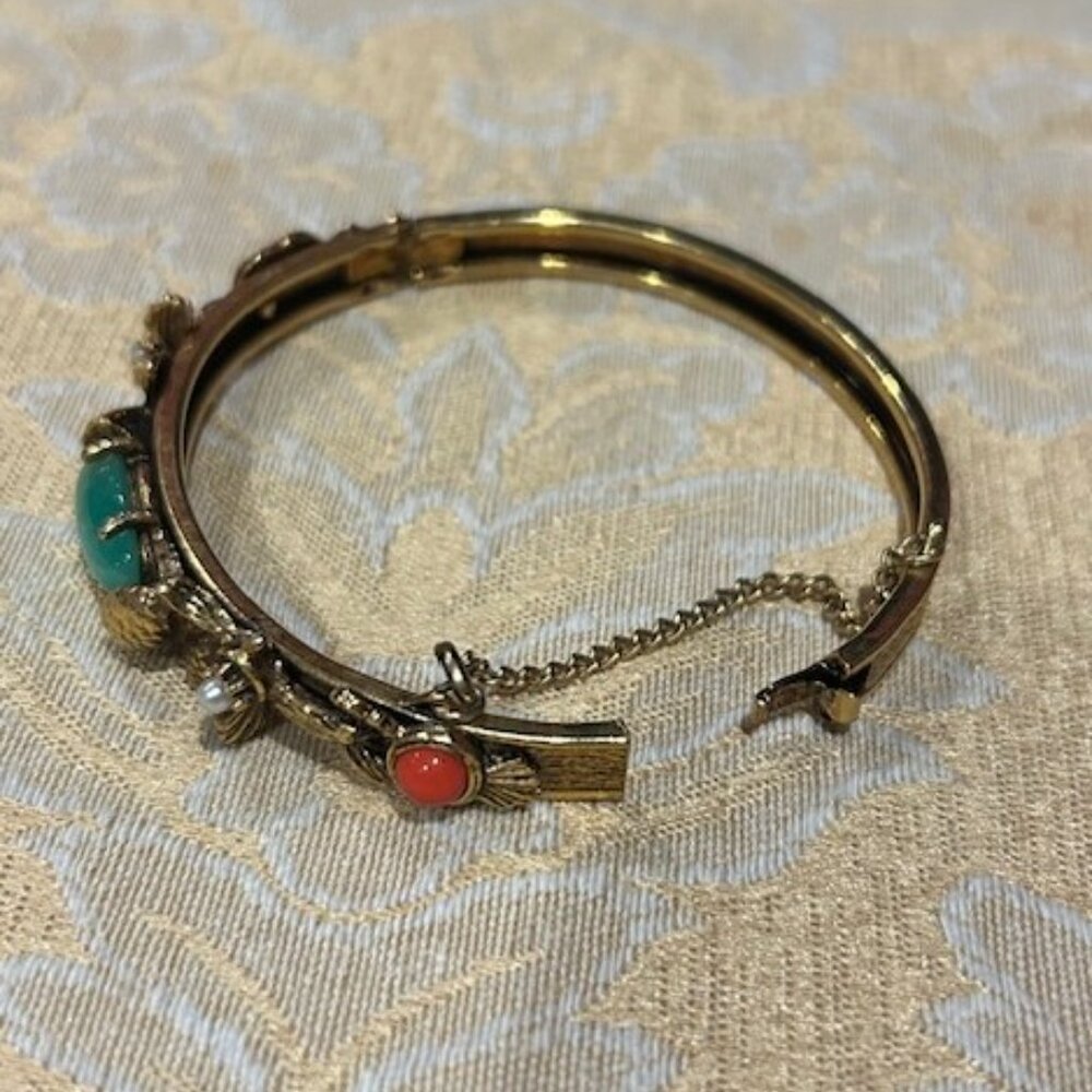 Victorian Revival Fall Winter Pinecone Stone Hing… - image 8